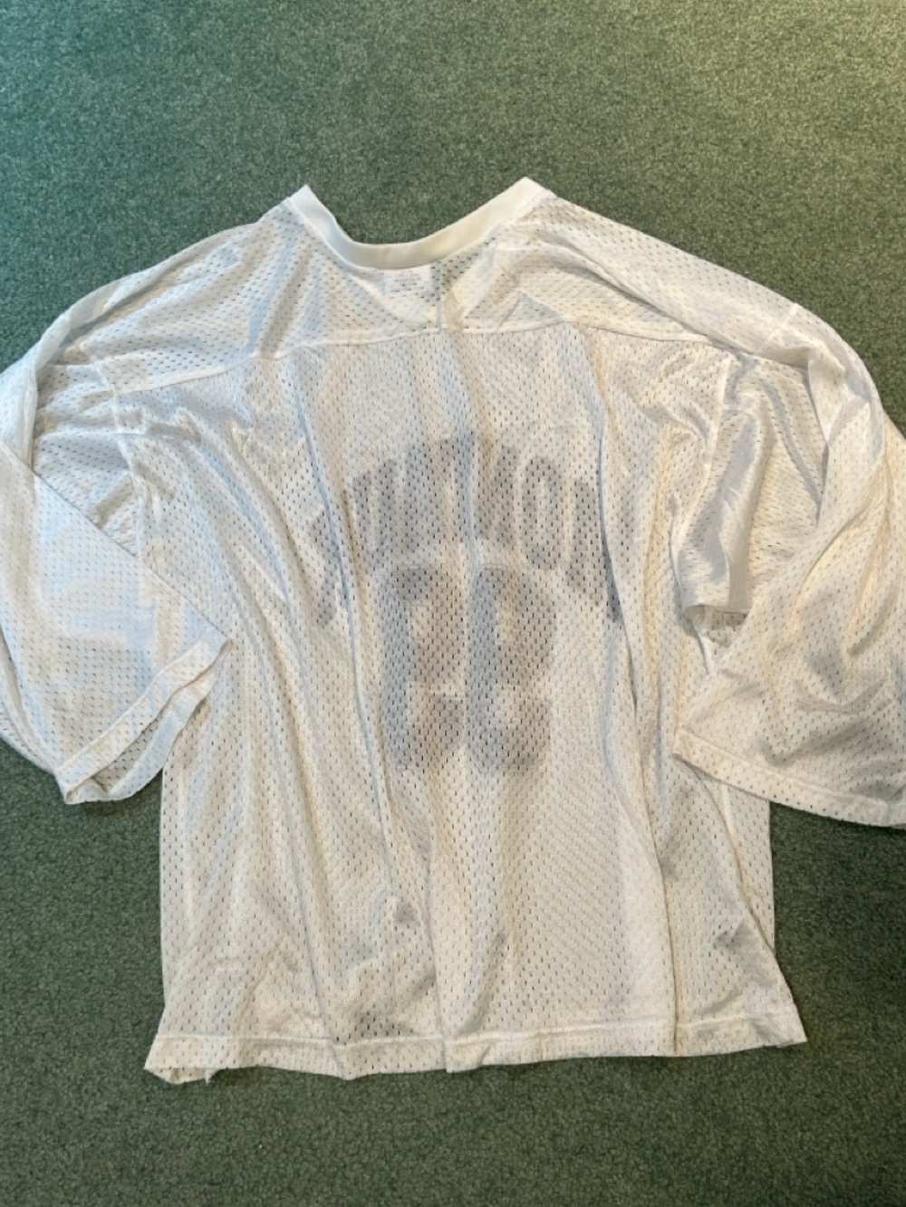 Vintage ‘Montauk’ White Mesh Sports Jersey Top with '99' Graphic - Picture 3 of 8